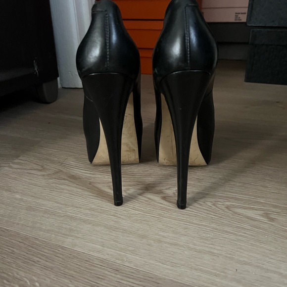 Shoes - Picture 3 of 5